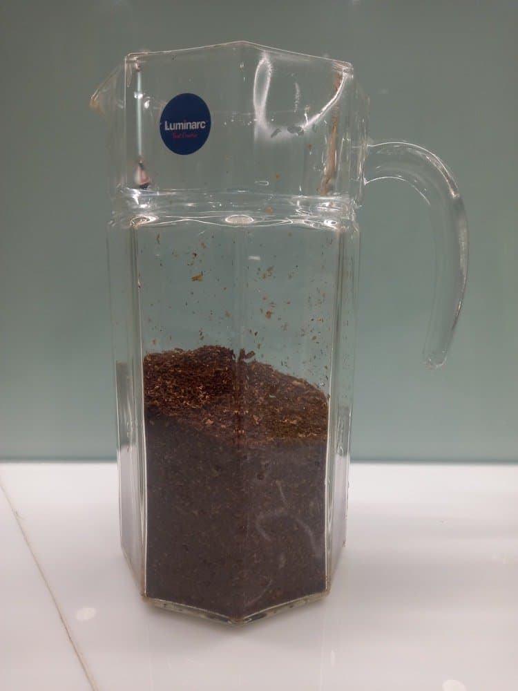200 grams of grounds in a 1.2L container to make 1:6 cold brew. 